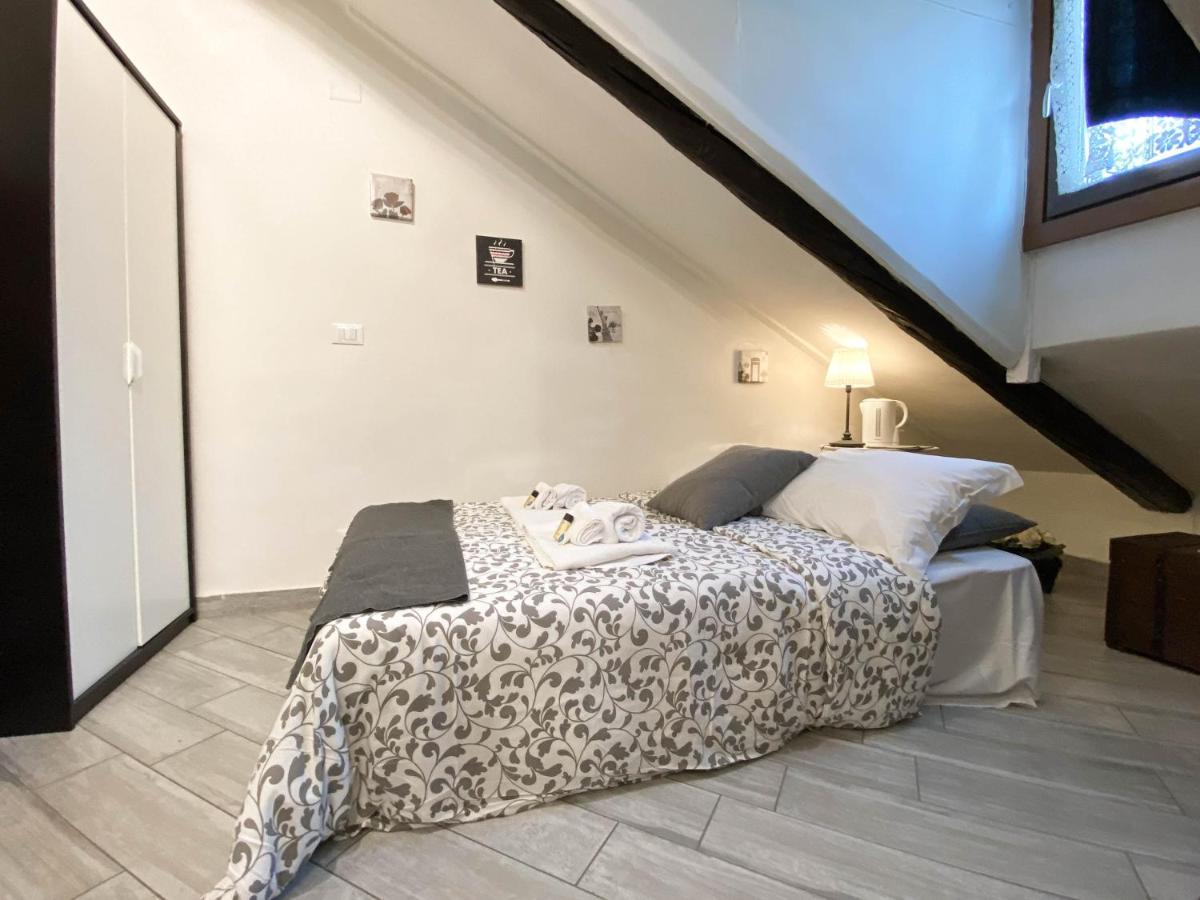 Mansarda Raffaello Apartment *